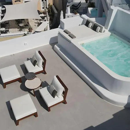 Archontiko Santorini * Тира