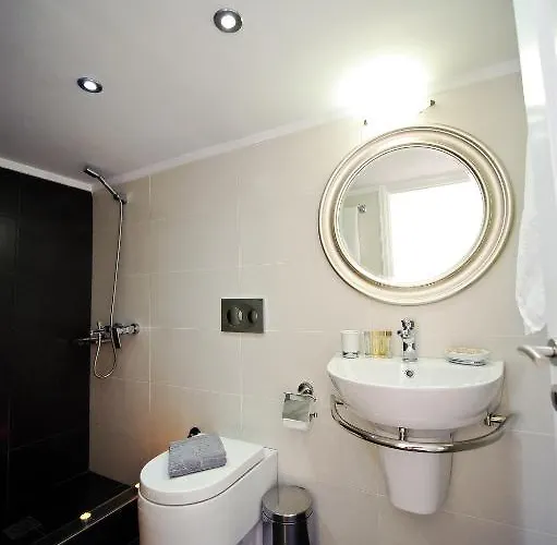 Archontiko Santorini *